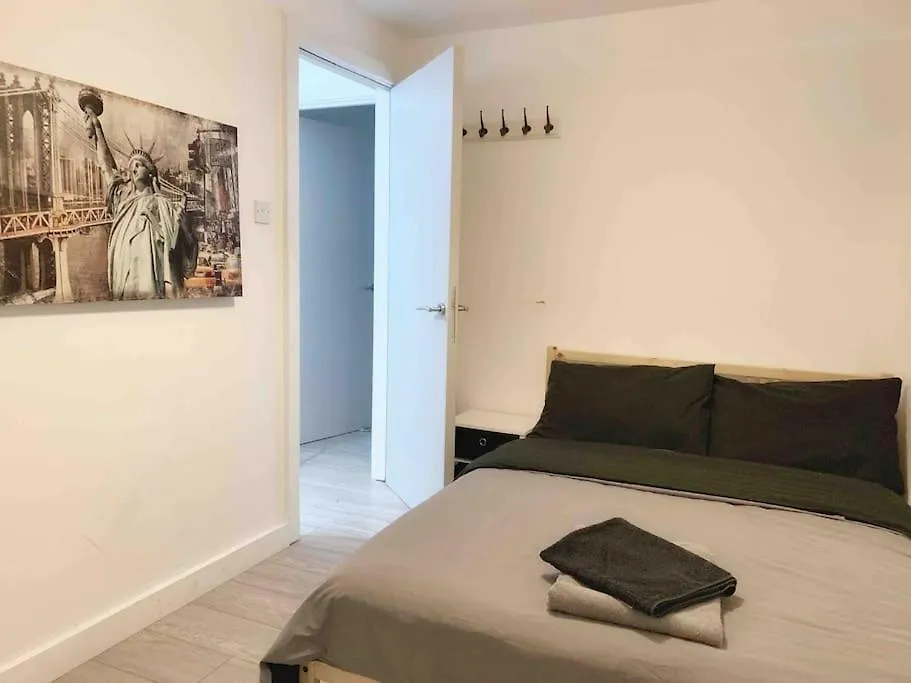 New City Centre Apartment In Nottingham